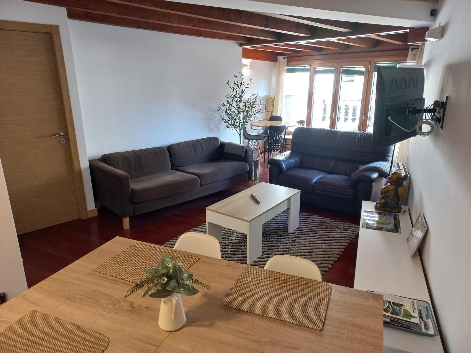 Gernika Urdaibai Apartment ภายนอก รูปภาพ